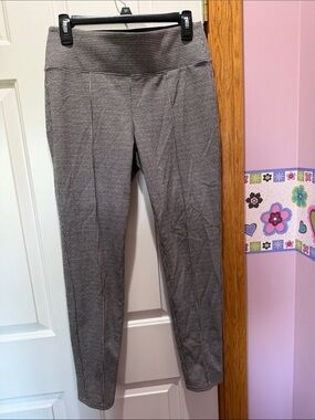Nine West Black & White Houndstooth Cropped Ponte Pants
